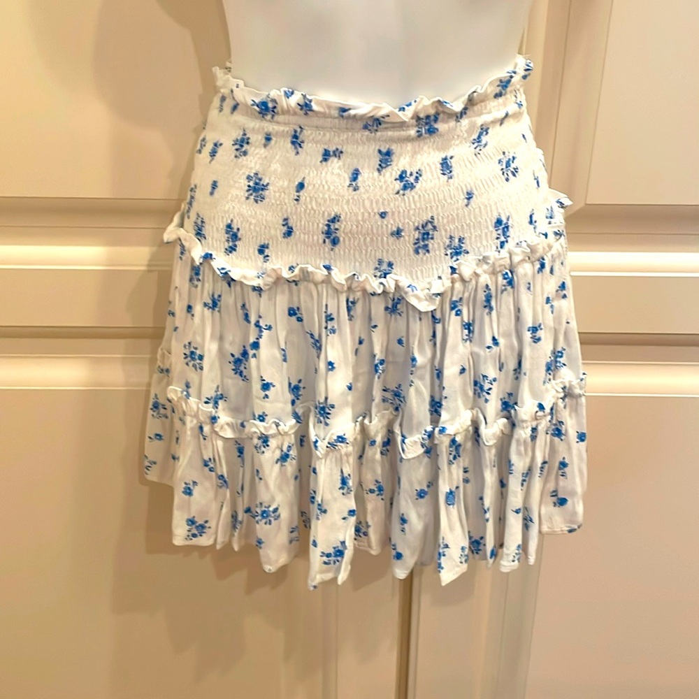 Kendall Lane smocked mini skirt sz S